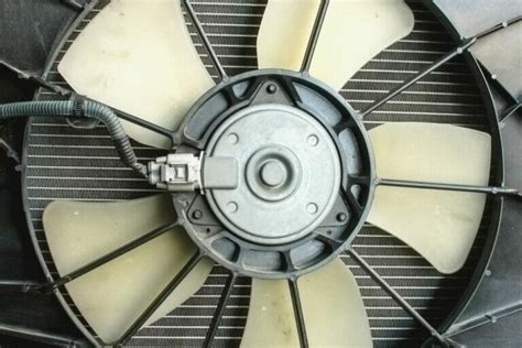 Radiator Fan Keeps Running When Car Is Off: A Symphony of Mechanical Whispers